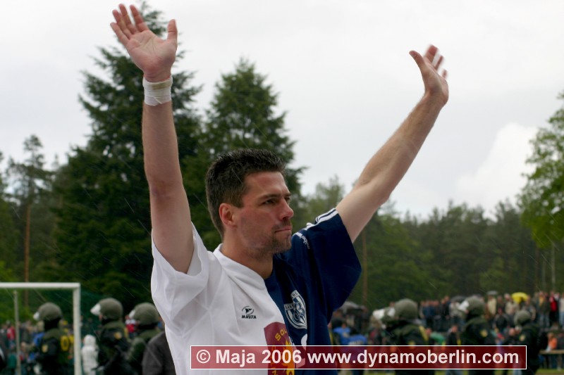 06-05-28-trog-bfc-693